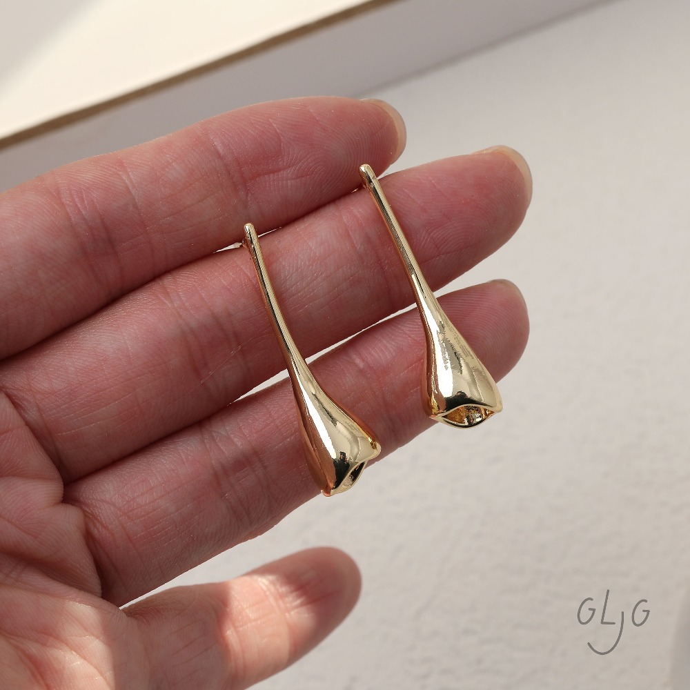 2PCS Dainty Horn Flower Ear St - Musical Instrument Trumpet recension och pris